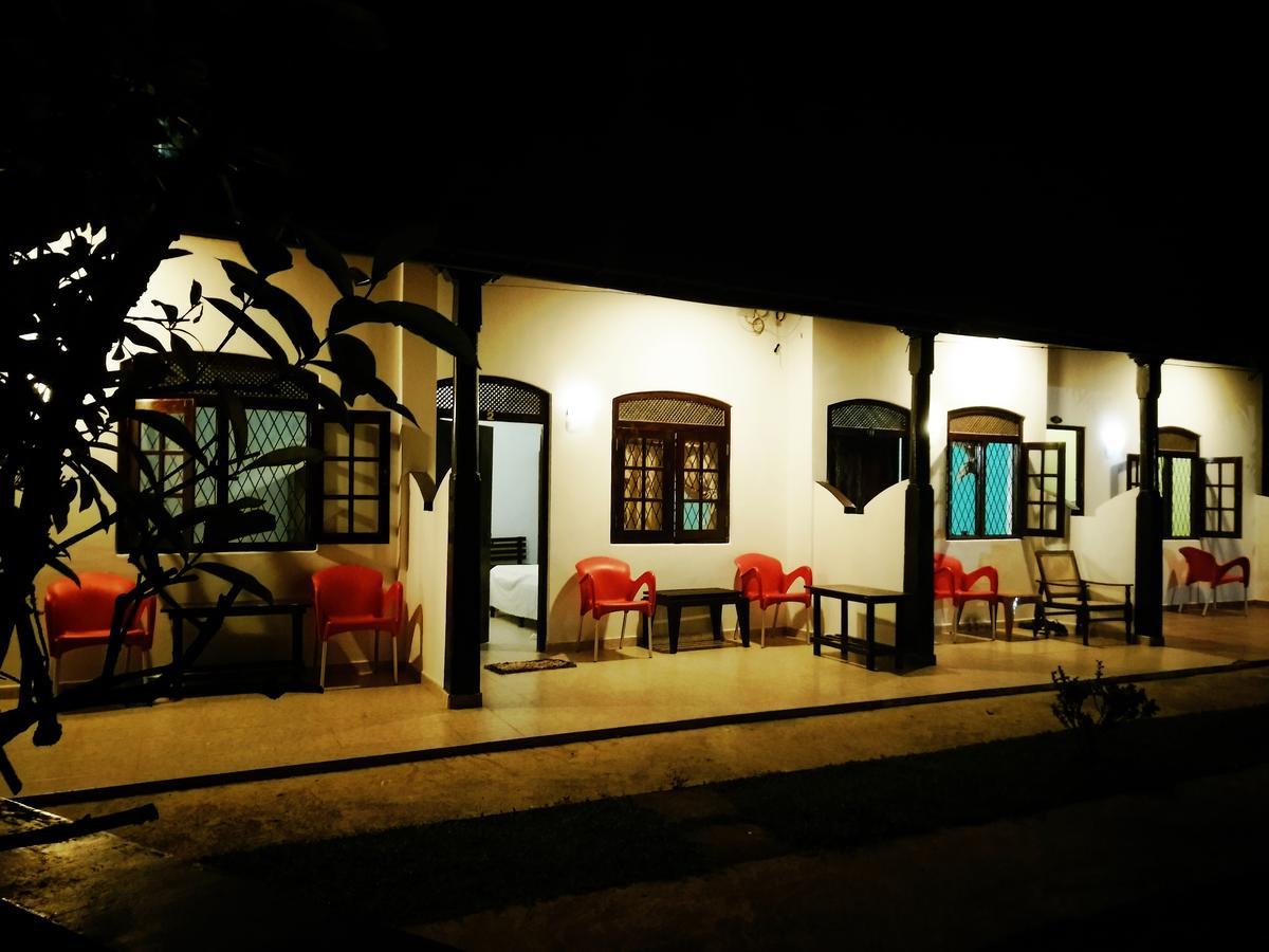 Sonri Villa Sea View Unawatuna Exterior foto
